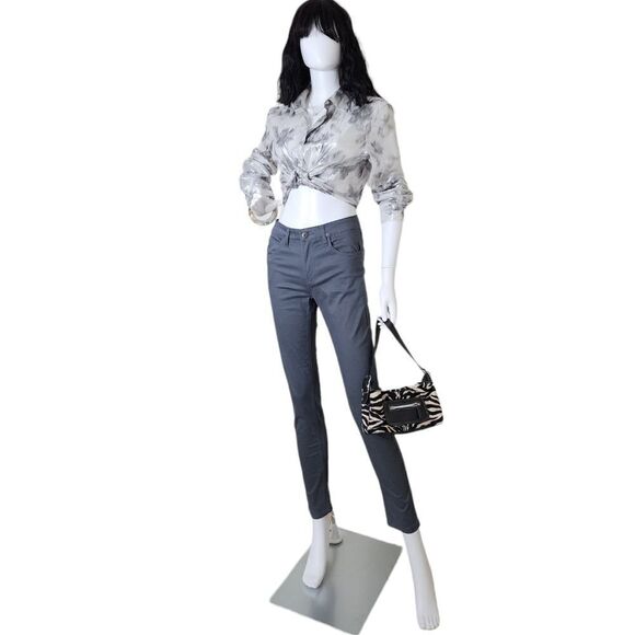 Hudson Jeans  - Picture 6 of 15